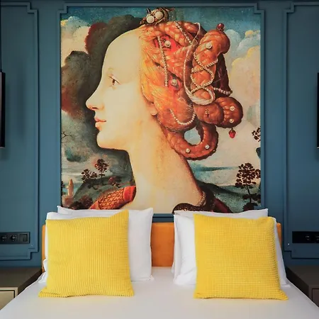 Neva ホテル カシュ